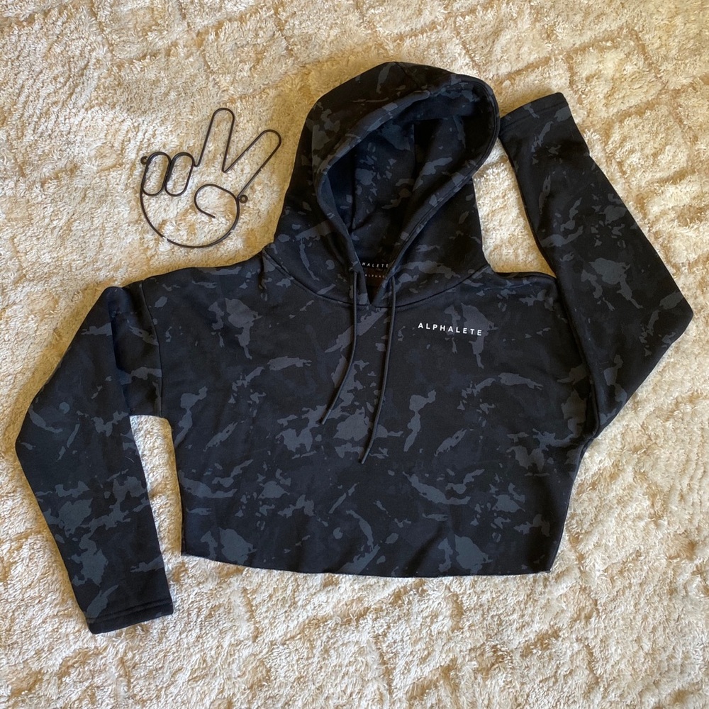 Alphalete Cropped Hoodie - Black Camo